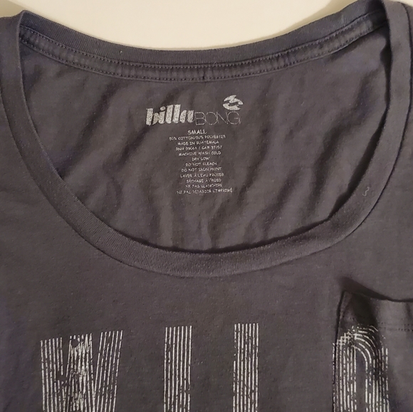 3/25Billabong Gray Wild And Free Graphic Tee Shirt - Picture 3 of 10